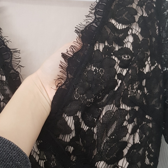 TFNC London (Top Shop) Lace Dress - Picture 4 of 5
